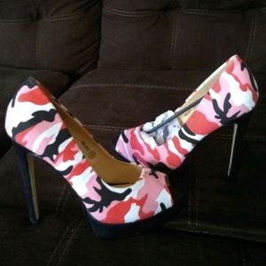 Women fashion shoes size 9